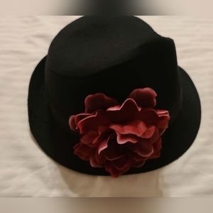 Womens hat